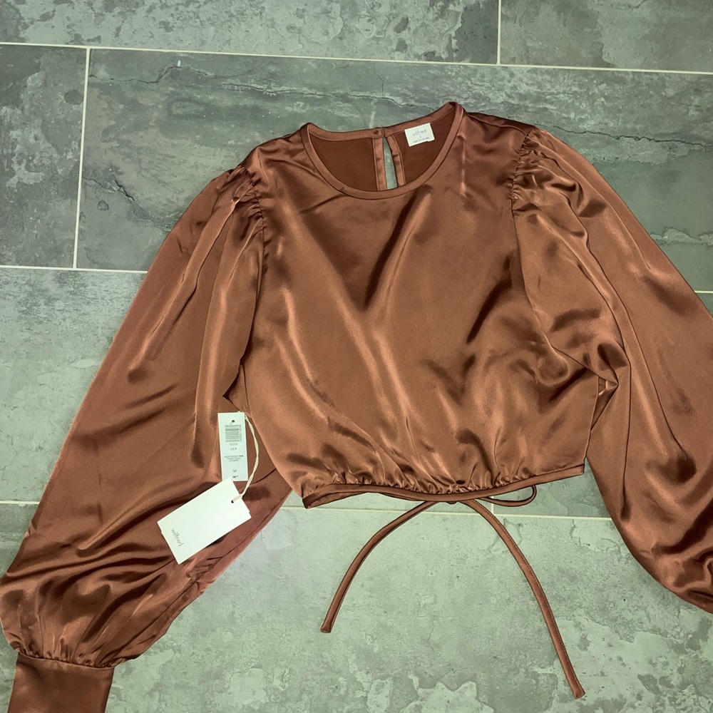 Aritzia Lily Top - Picture 3 of 5